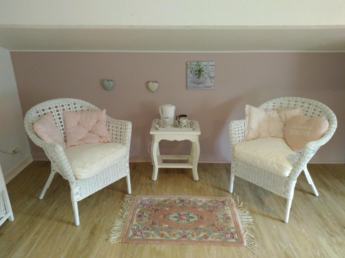 Au Coeur De Menesterol Chambre Emotion Montpon-Menesterol ภายนอก รูปภาพ