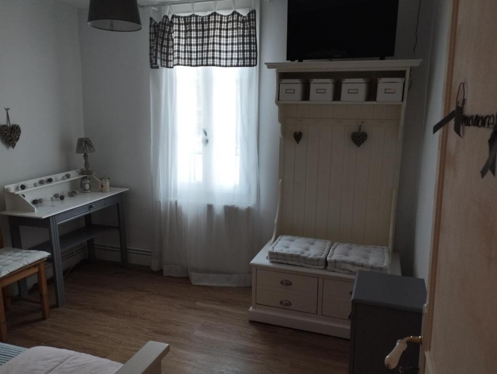 Au Coeur De Menesterol Chambre Emotion Montpon-Menesterol ภายนอก รูปภาพ